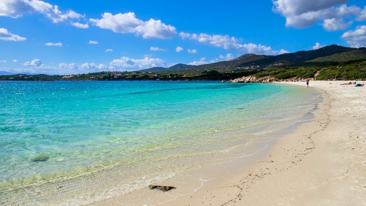 Spiaggia Bianca, a beautiful crescent beach in Gallura - Sardinia