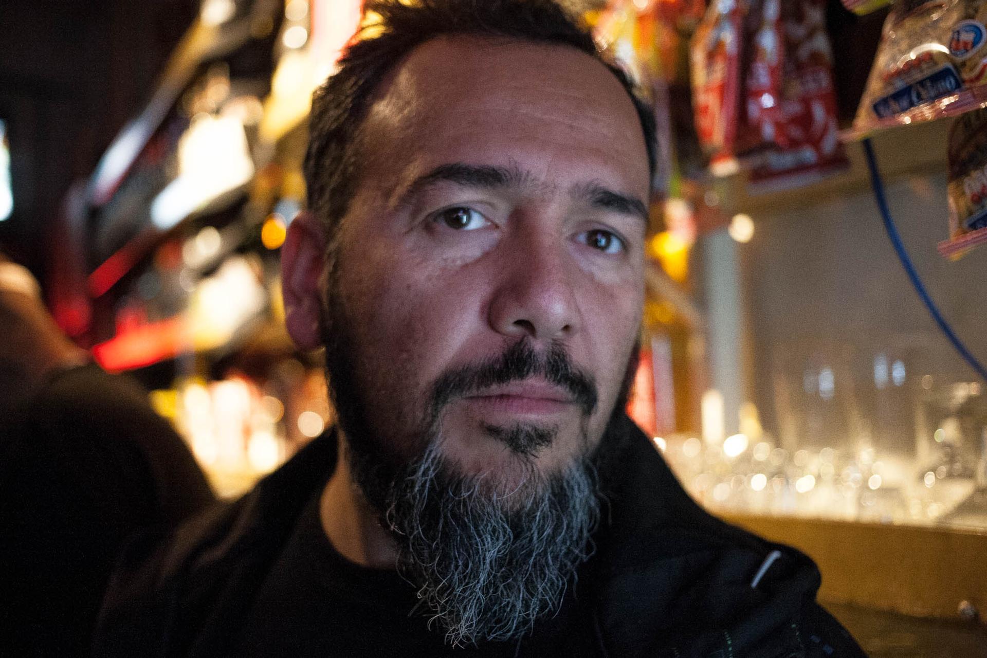 René Gonzalez (Bar de René - Prende la Noche) 