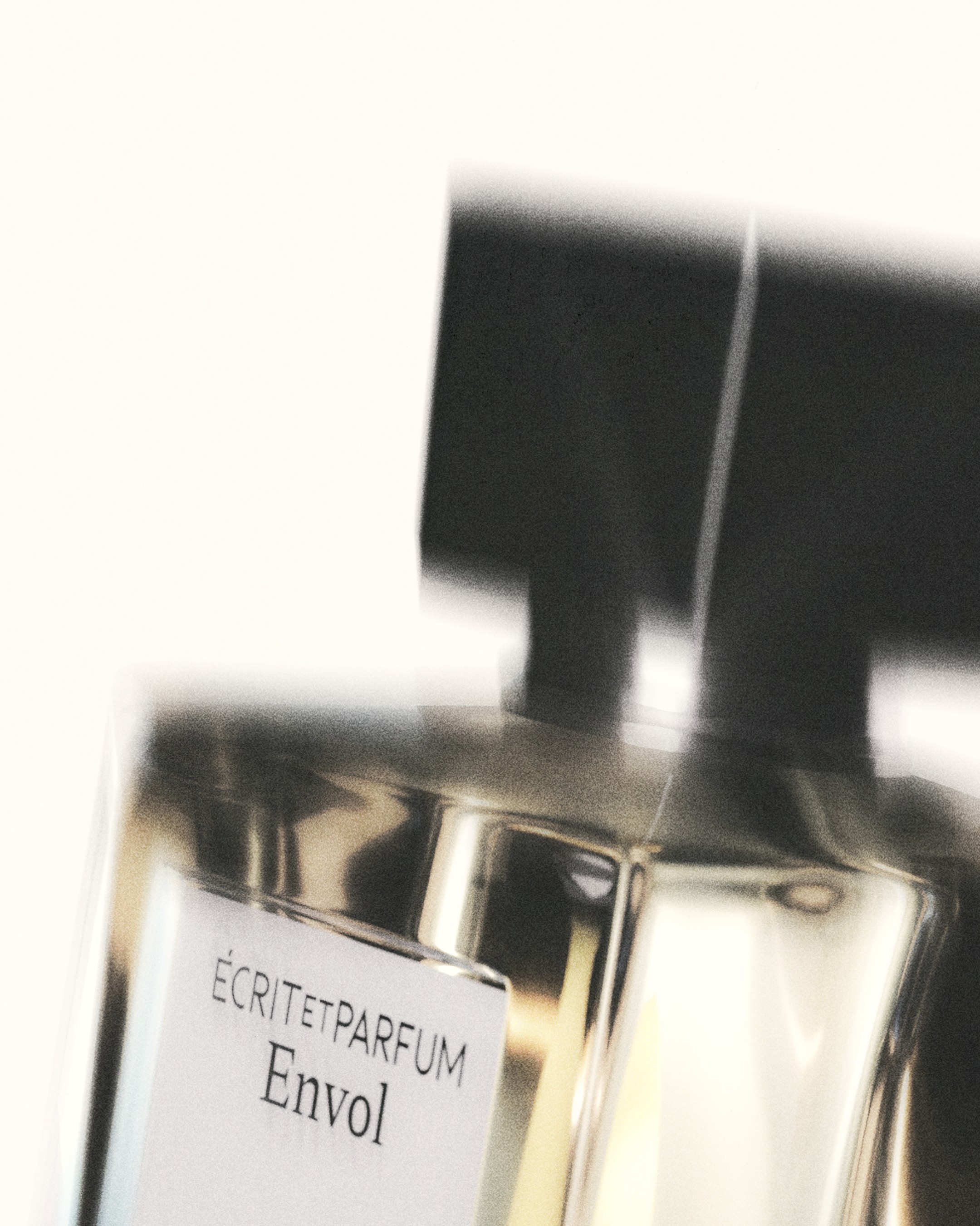 Écrit et Parfum campaign art direction creative