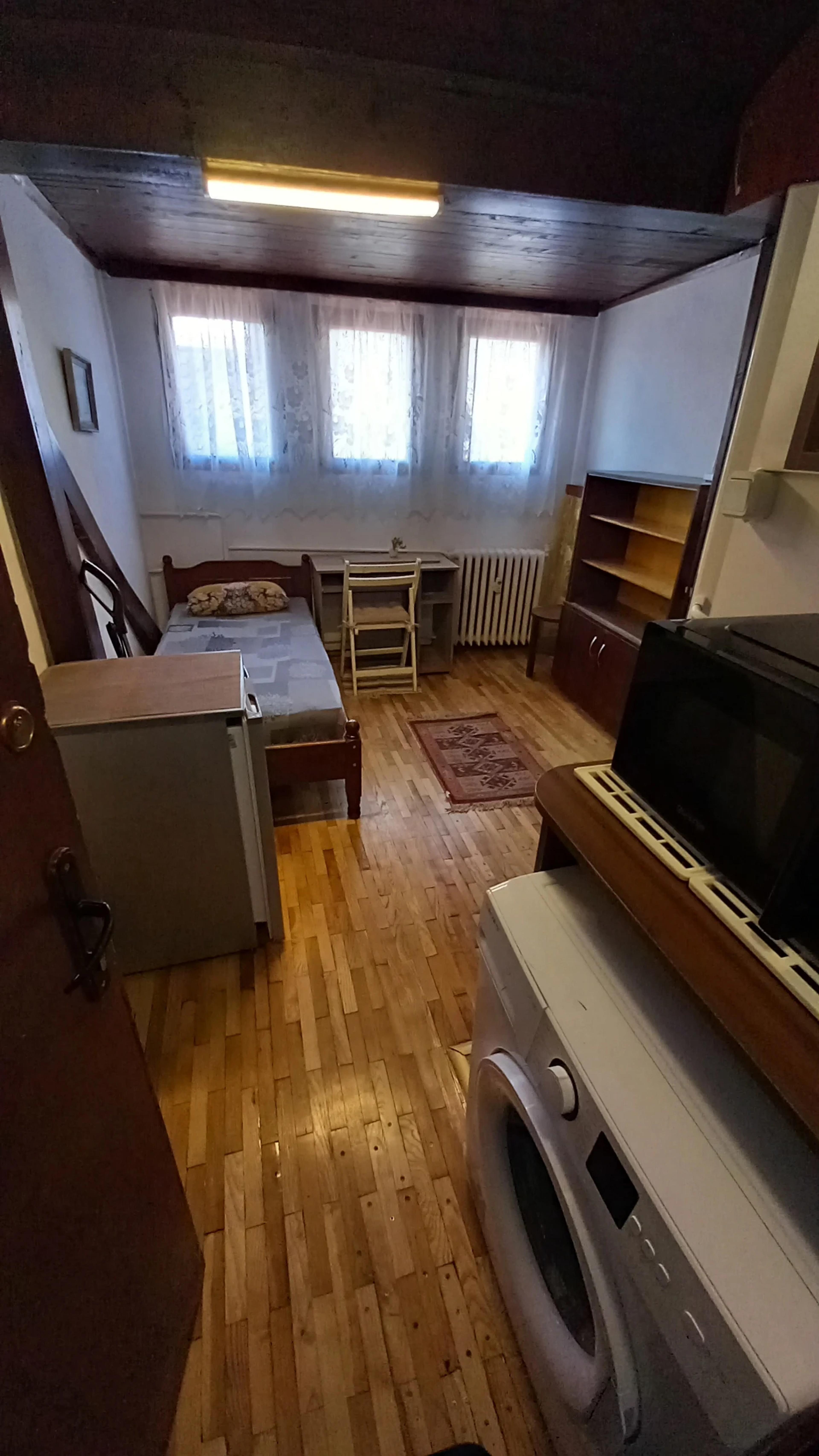 Ателие под наем до НДК