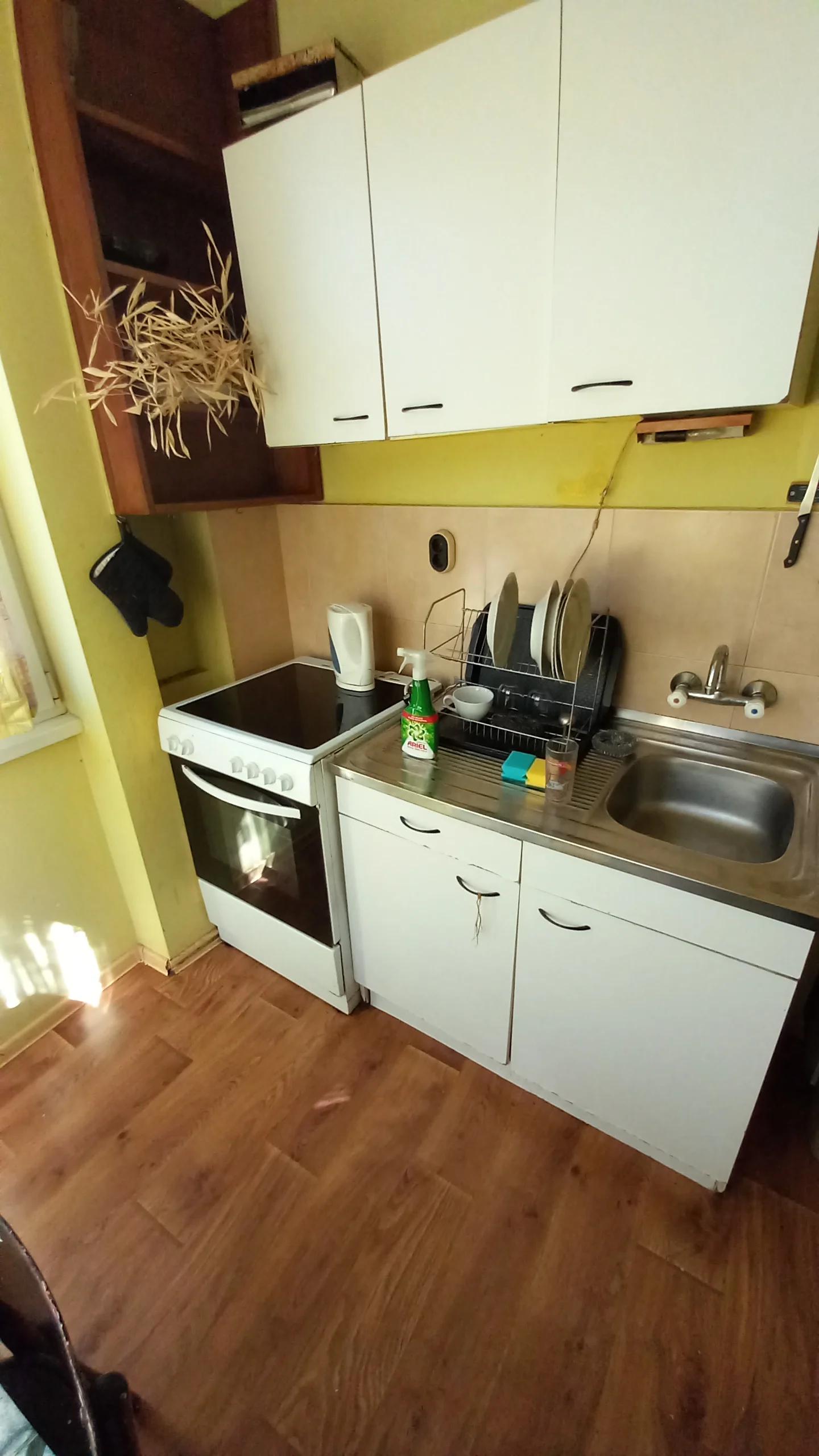 Тристаен апартамент в Лозенец до УАСГ