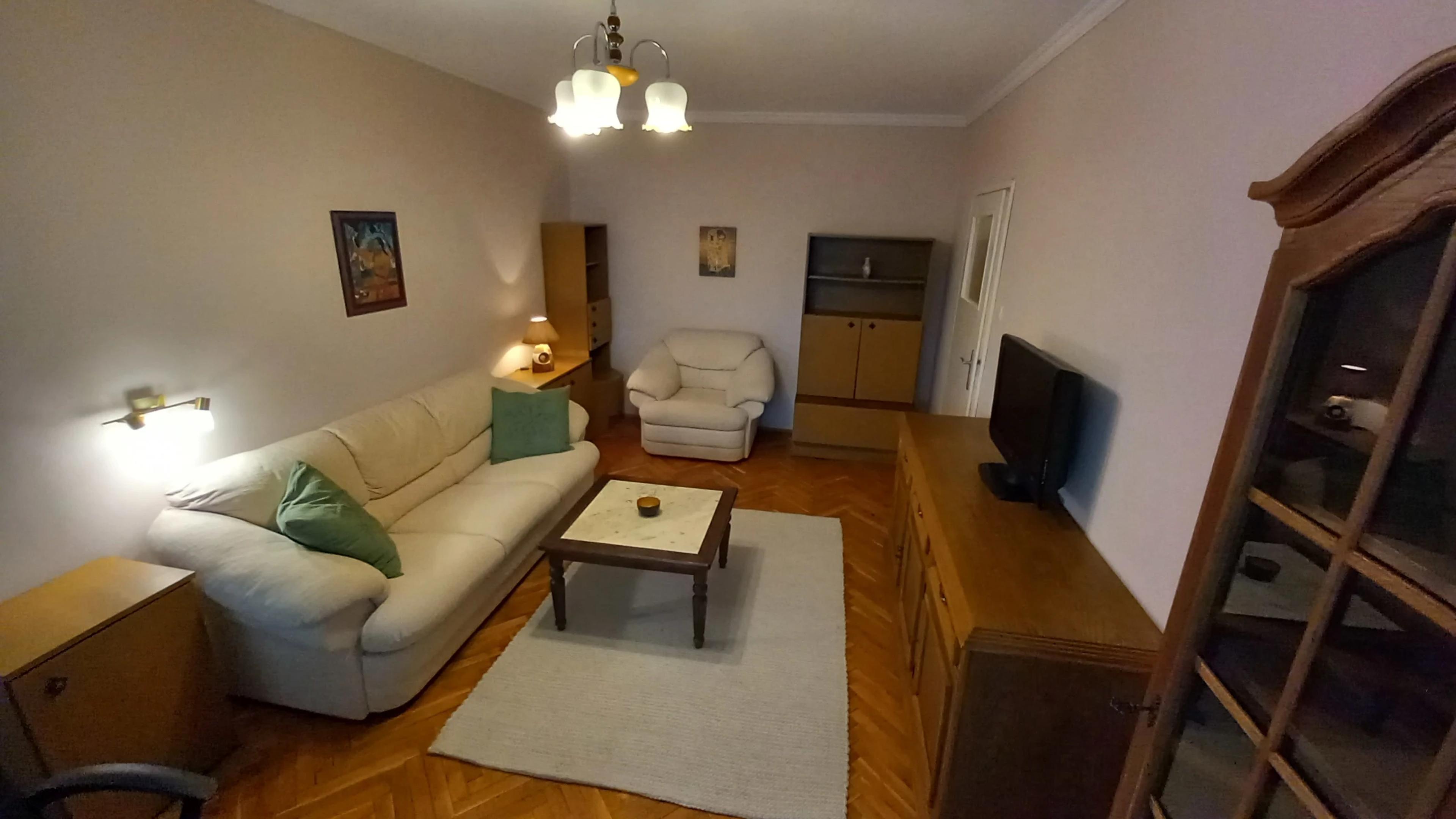 Двустаен апратмент в кв Гео Милев