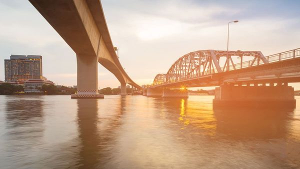 The Convergence of AI and IoT in Structural Health Monitoring