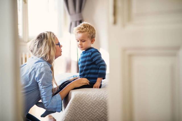 Le bégaiement du jeune enfant : quelle attitude adopter ?
