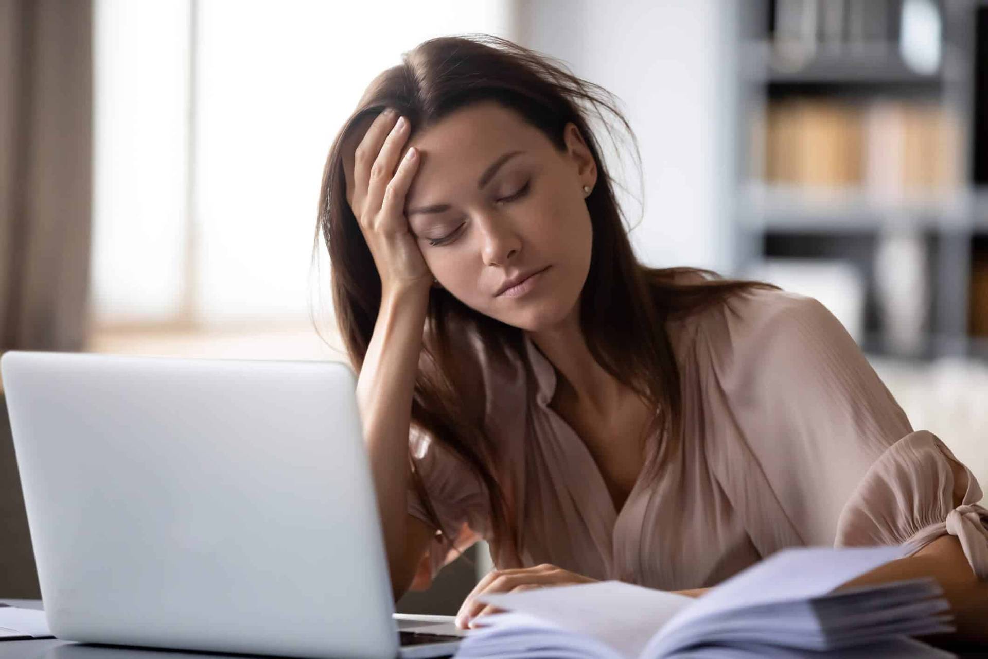 somnolence due au manque de sommeil profond