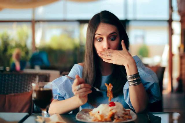 L’intoxication alimentaire, est-ce contagieux ou non ?