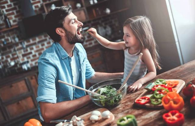 Comment atteindre le bon équilibre dans l’alimentation de nos enfants