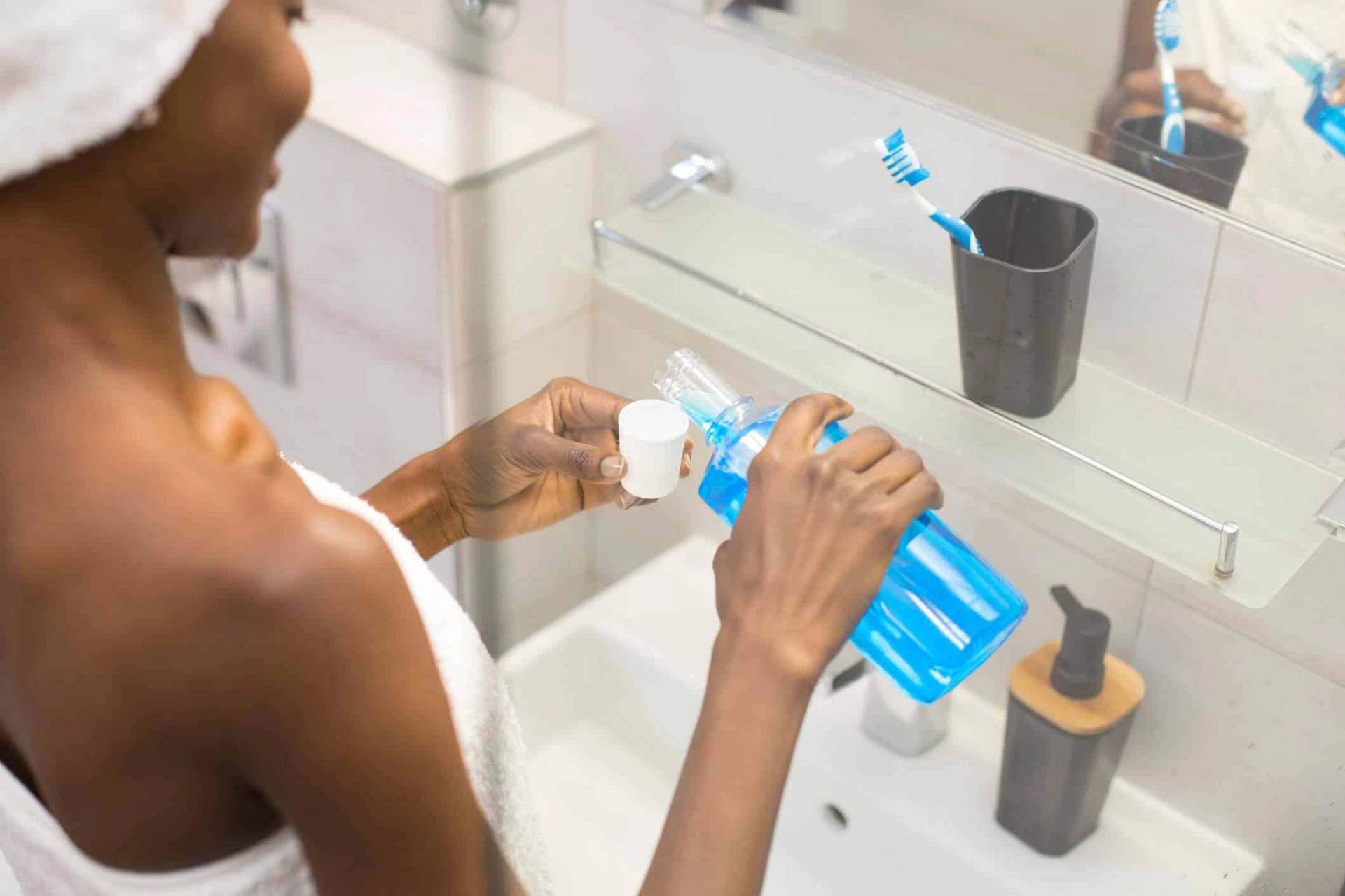 bain de bouche pour soigner un aphte