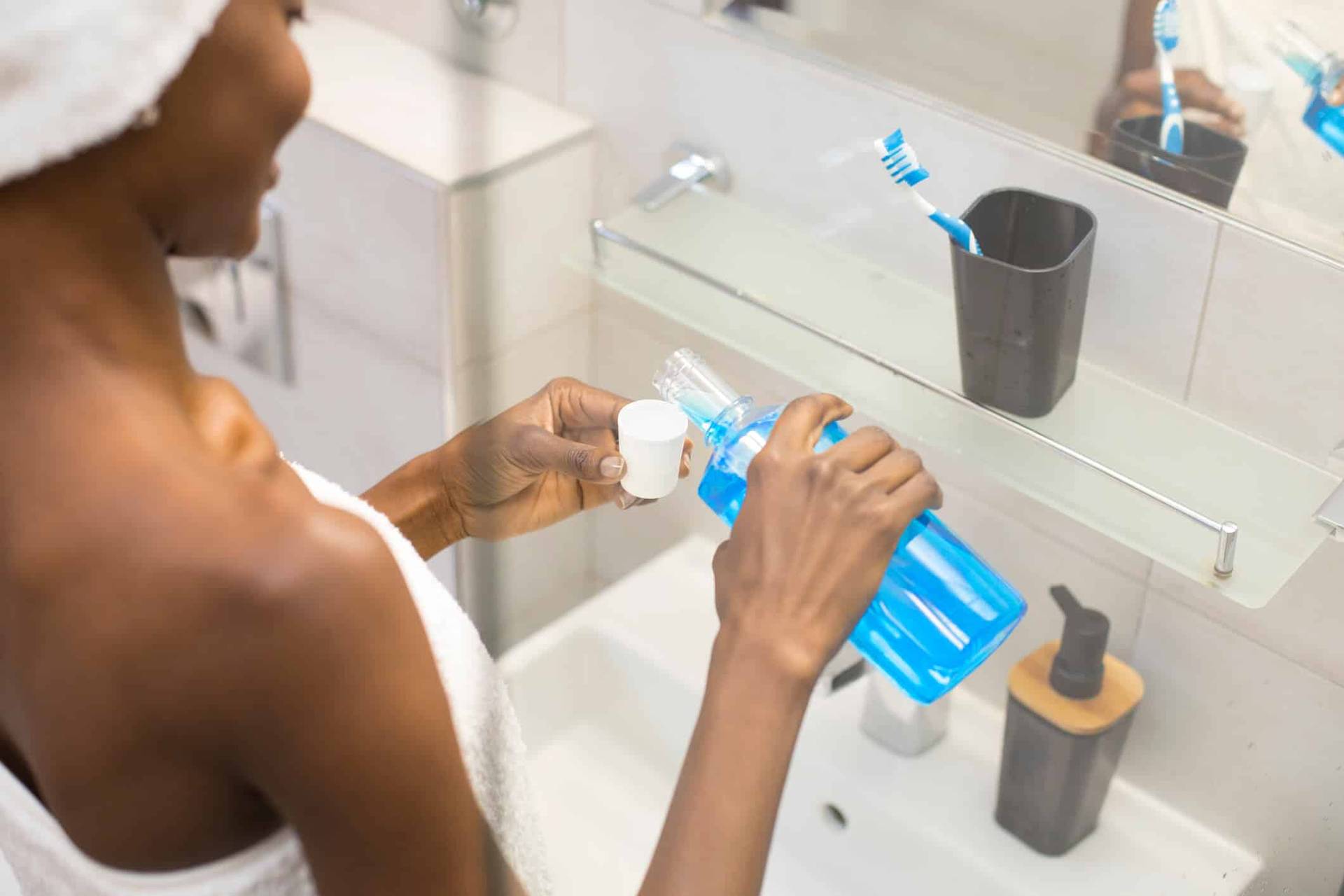 bain de bouche pour soigner un aphte