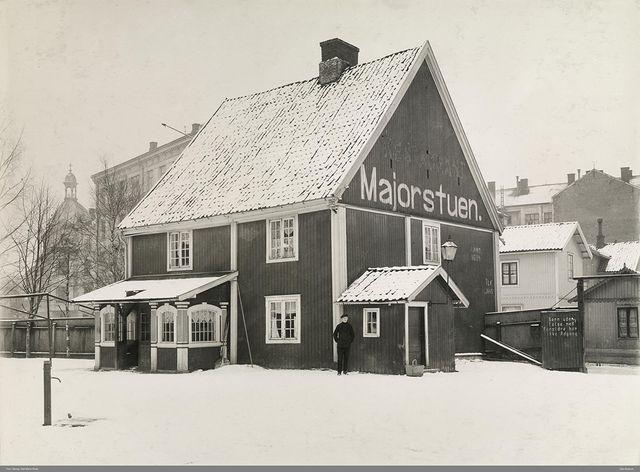 Et svart /hvitt bilde av gamle Majorstuen stasjon