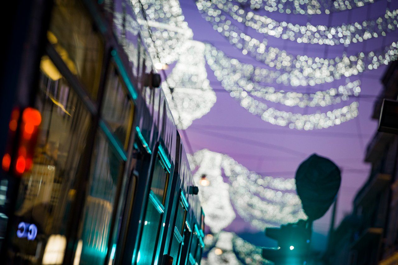 Picture of a tram and Christmas lights