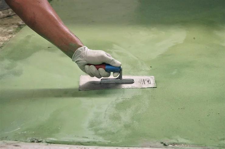 Cover image from  พื้นขัดมัน ขัดเรียบ เนียน สวย ขัดด้วยสีเคลือบแกร่ง Color Seasons