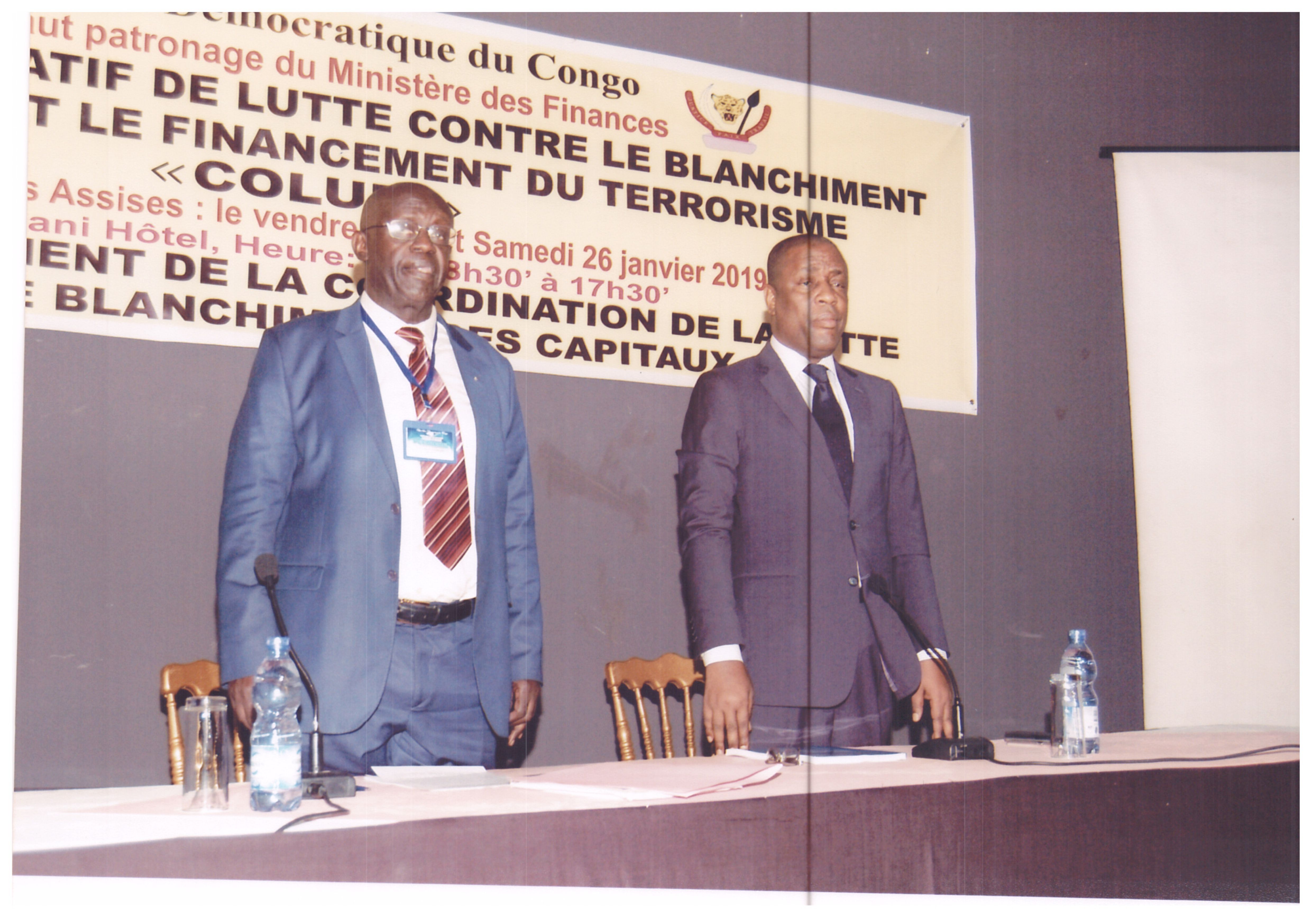 Image de l'ancien Président du COLUB, le professeur Raphael NYABIRUNGU et de l'ancien Secrétaire Permanent du COLUB, Monsieur GERE 