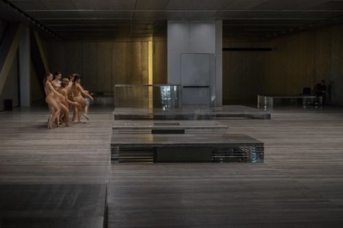 Atlante del gesto – Nudità