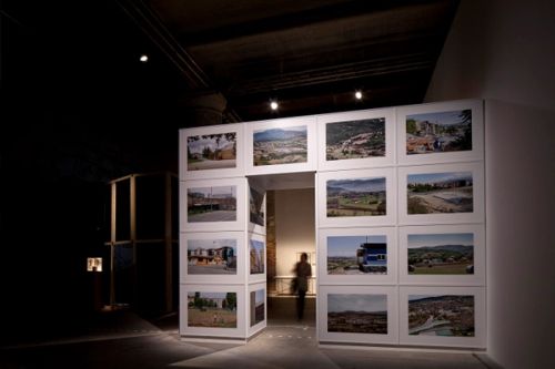Andrea Sarti and Claudia Faraone, L’Aquila’s Post-Quake Landscapes (2009-2014), 42° 21’ 05’’ N / 13° 23’ 56’’ E