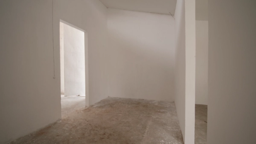 Still from White Cube, Renzo Martens