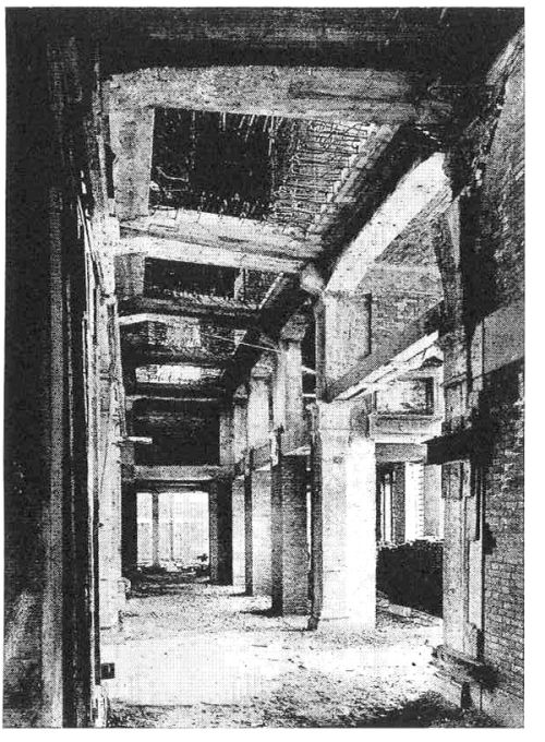 Fondaco dei Tedeschi, Reconstruction of the loggia’s vaults, 1930s