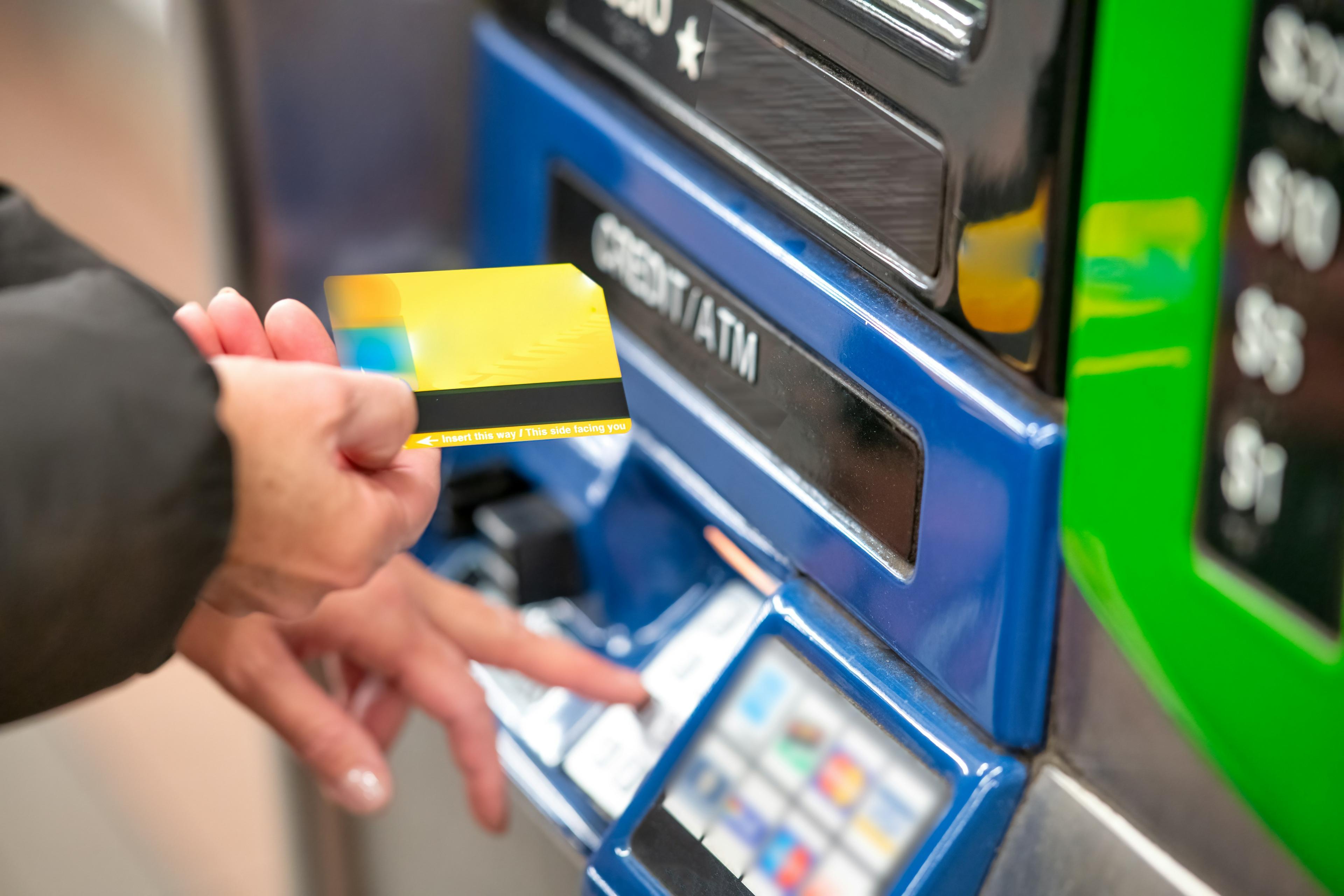 How to Navigate Vietnam's Unreliable ATM System with Digital Payment Solutions