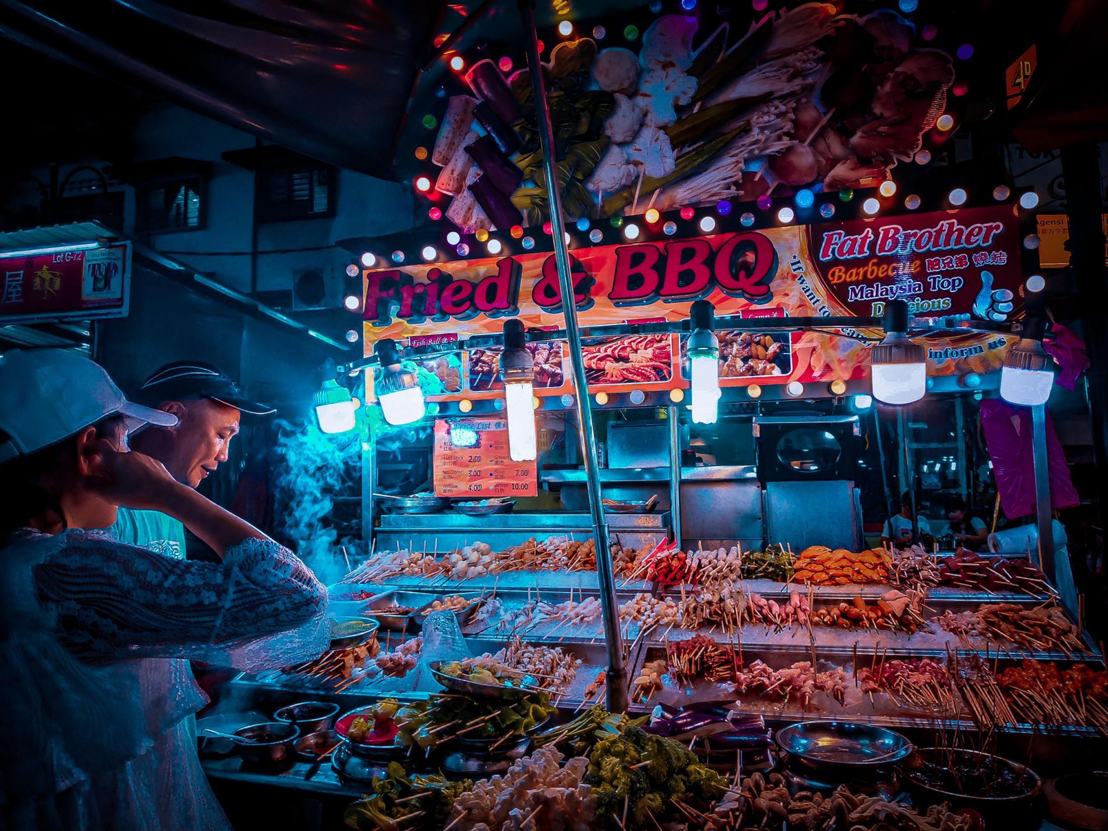 Ringgit, Rails, and the Blue Sticker: What Paying in Malaysia Really Costs You