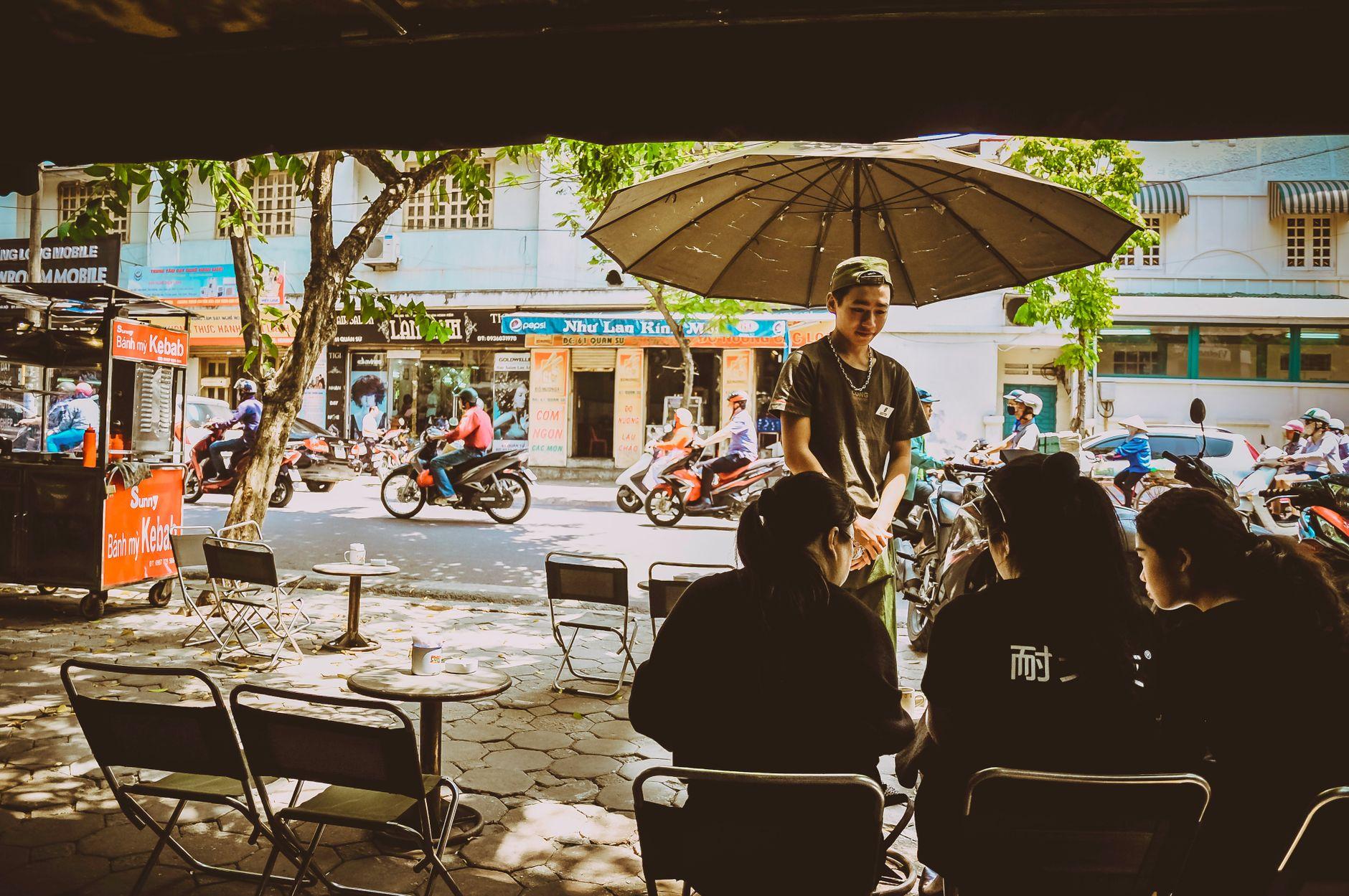 Your Friend Who Backpacked Vietnam in 2019 Is Giving You Outdated Money Advice