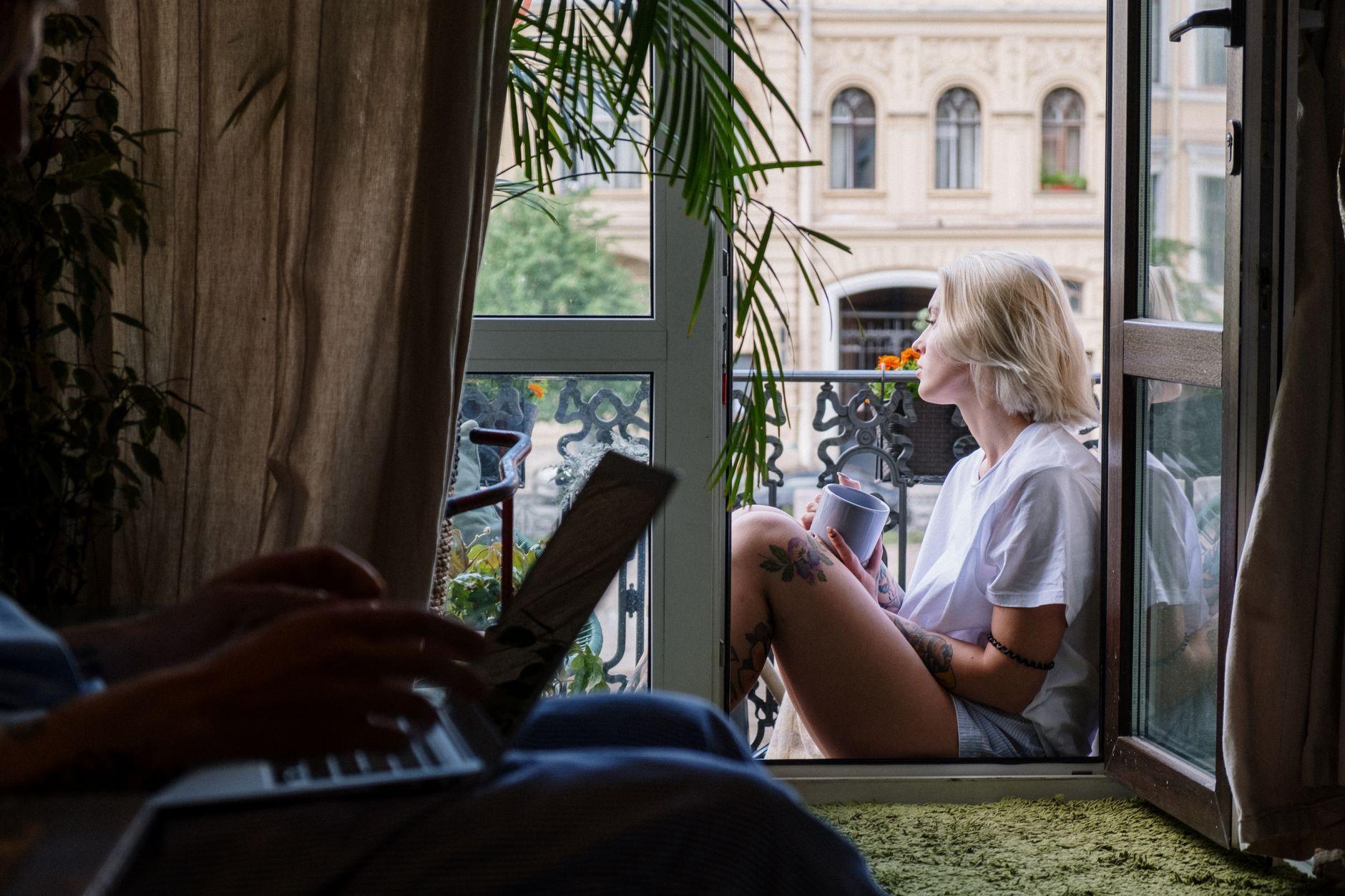 The Expat Tax Season Money Shuffle: Moving Funds Home From Malaysia or Brazil Without Losing to Fees