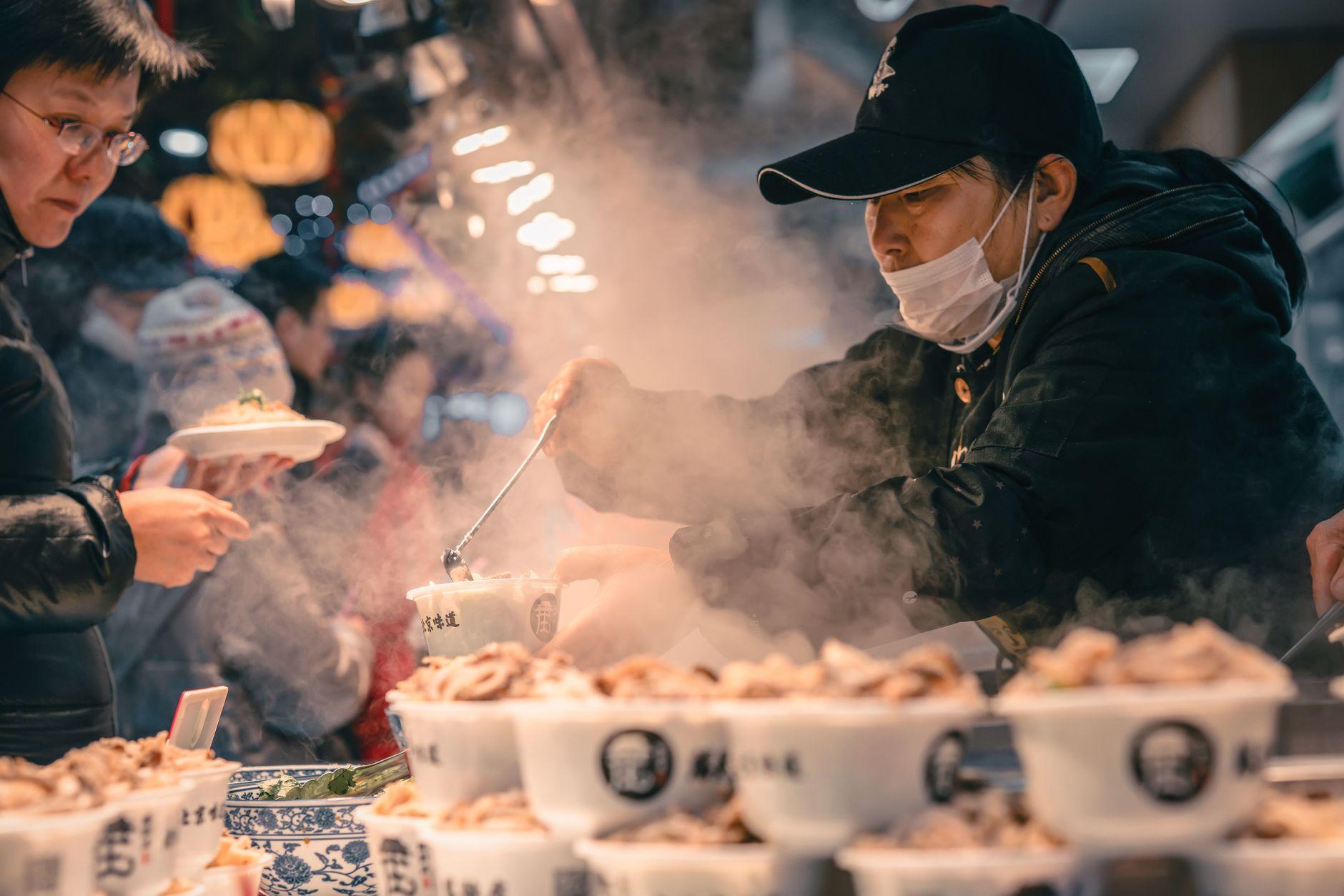 Everything You Were Told About Paying in China, Fact-Checked