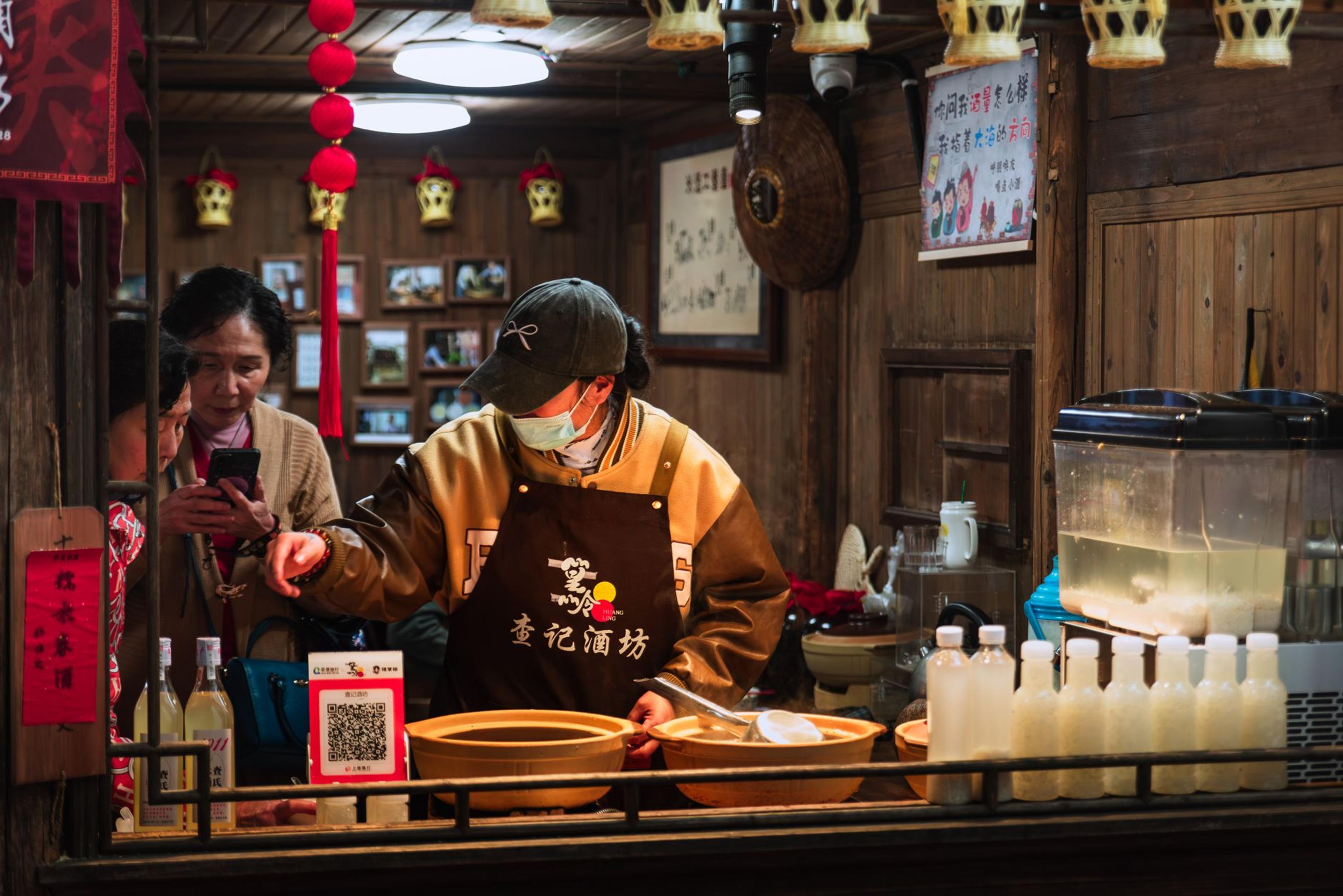WeChat Pay, Alipay, and the Visitor Who Can't Pay for Lunch: A Working Guide to China's QR System