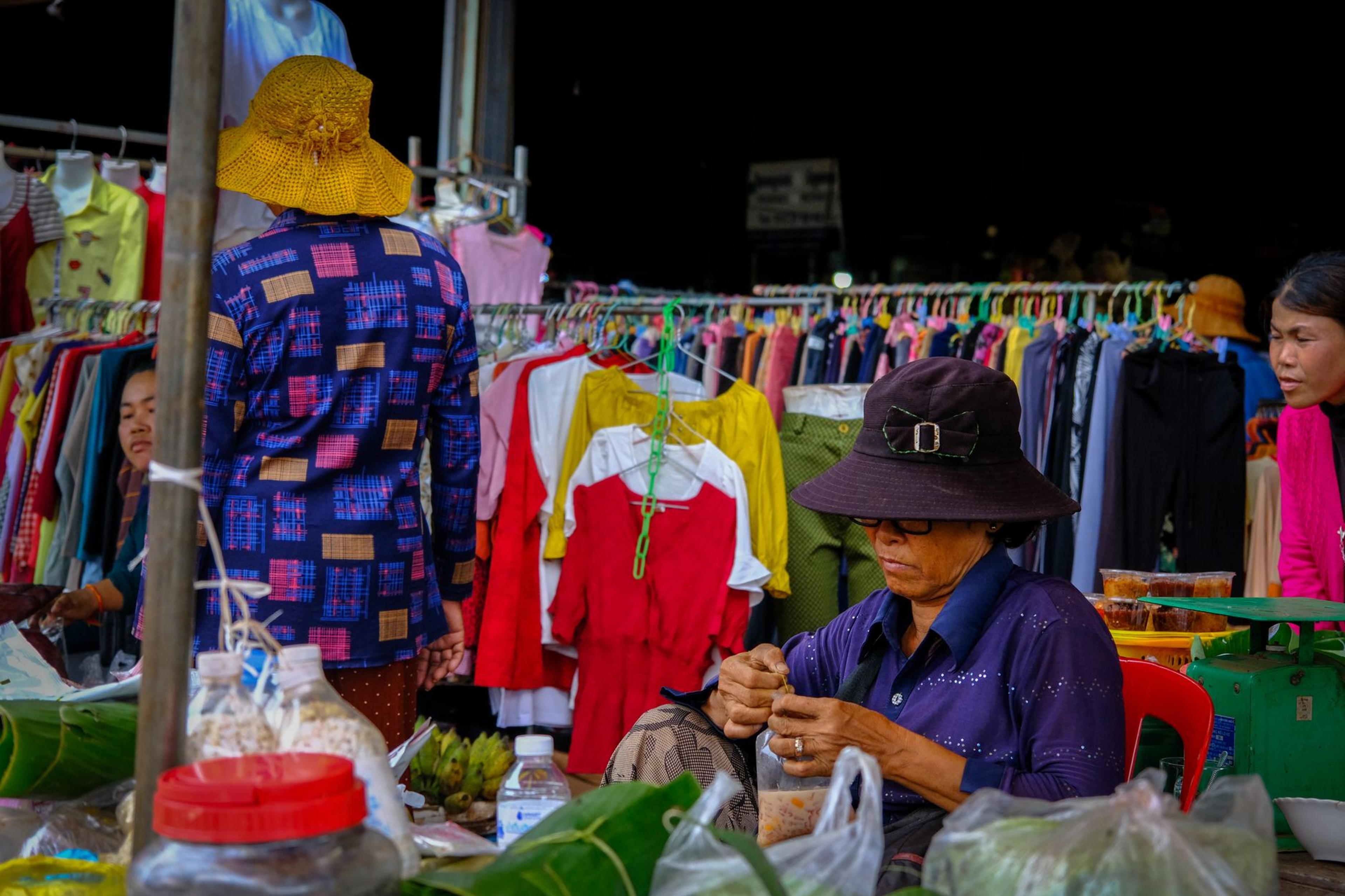 Dollars, Riel, or a Scan: What Actually Works at Cambodia's Street Food Stalls