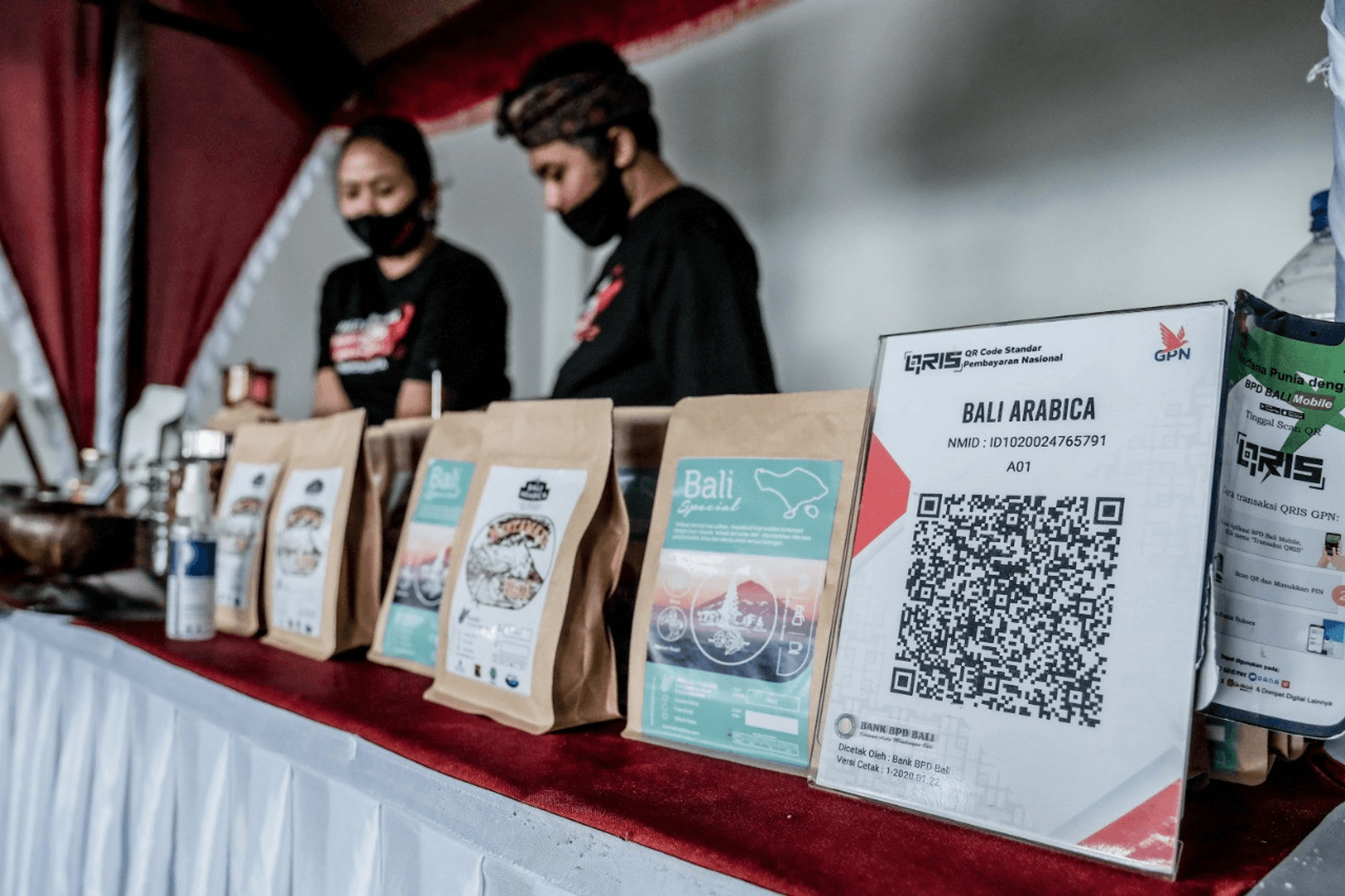 The Complete Guide to QR Payments for Tourists: Your Digital Wallet for Asian Adventures