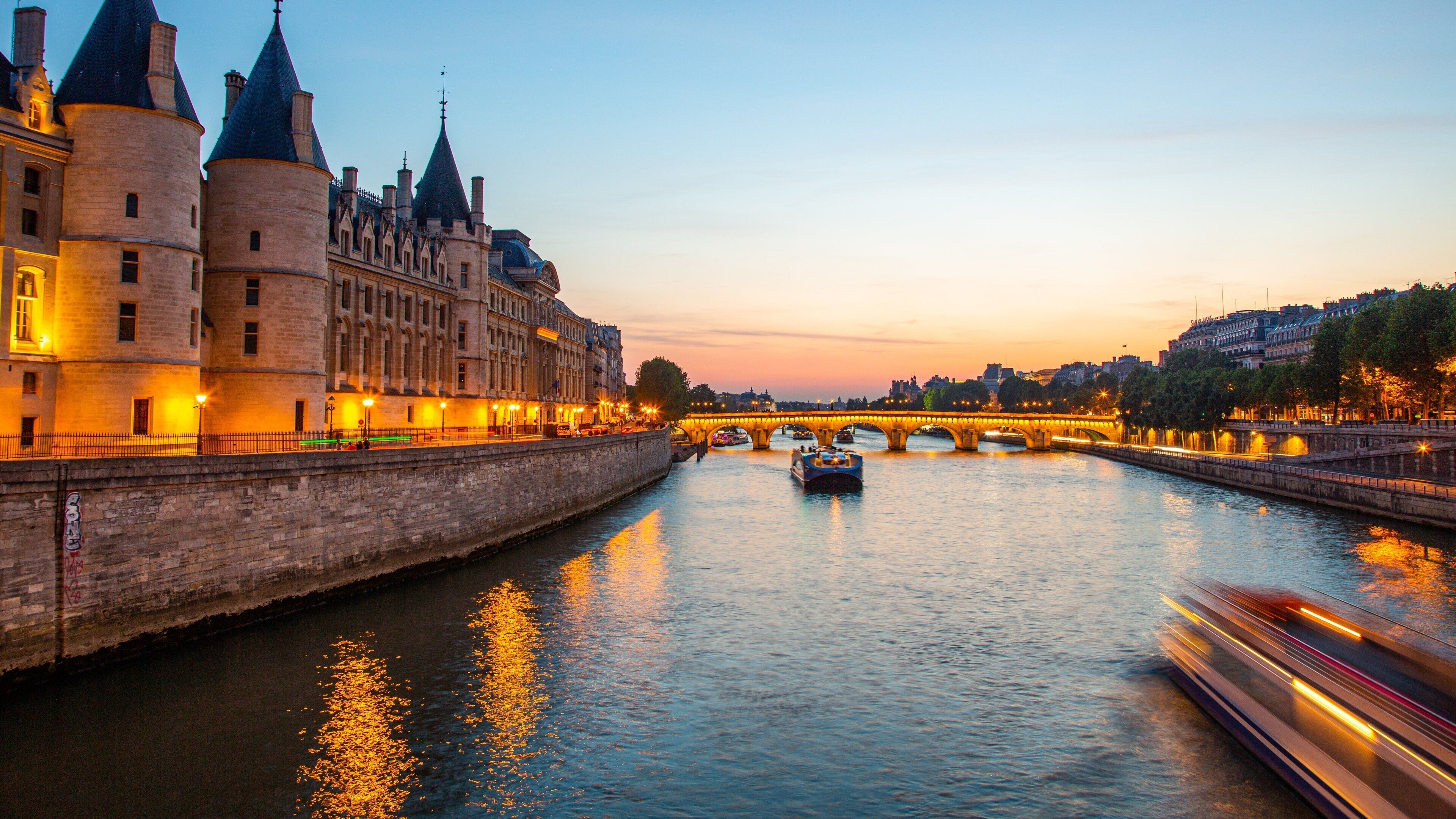 Top Universities for MIS in France 2026: Best Universities, Fees, Eligibility, Scholarships & Career Opportunities