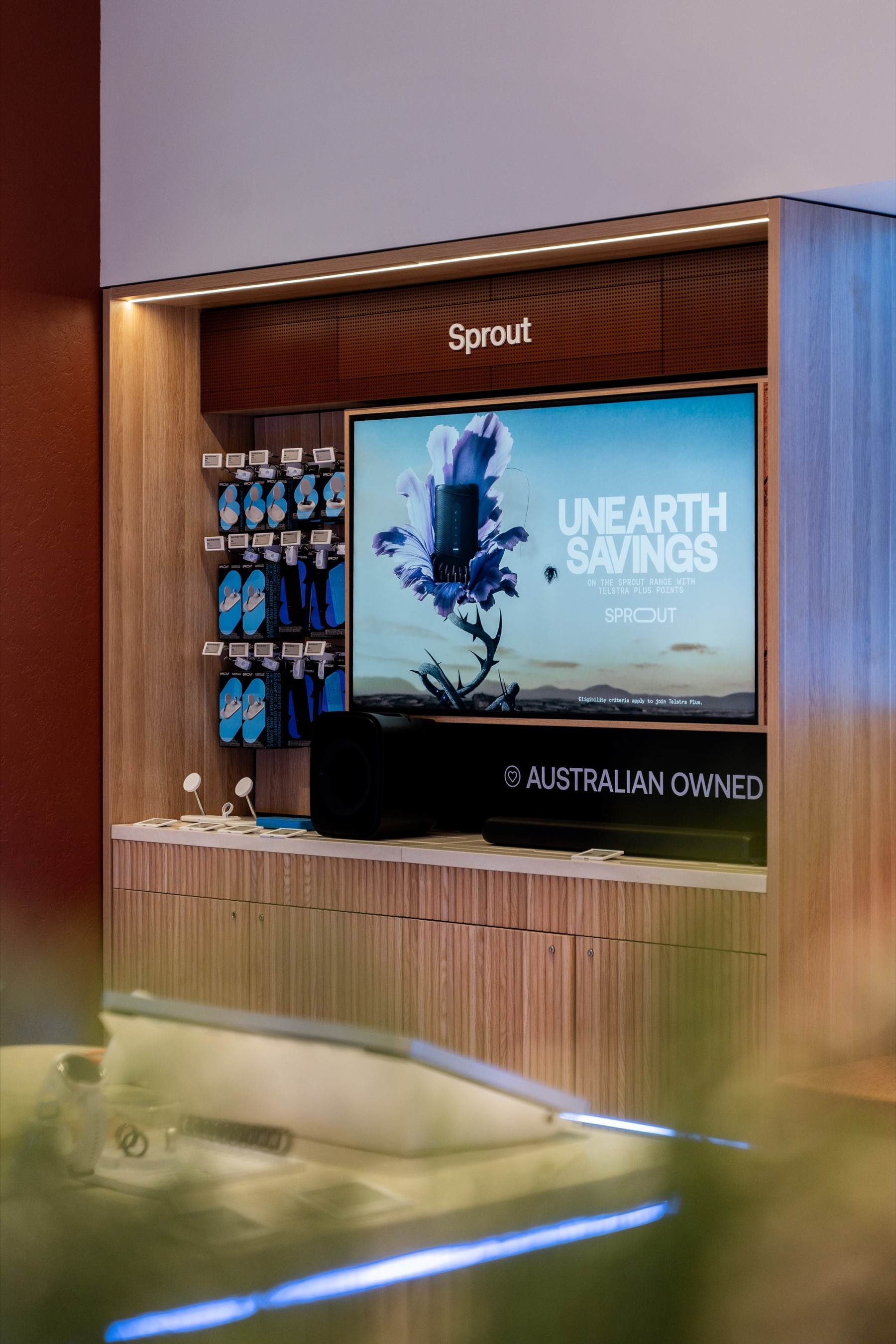 Telstra Coomera — retail fitout (17)