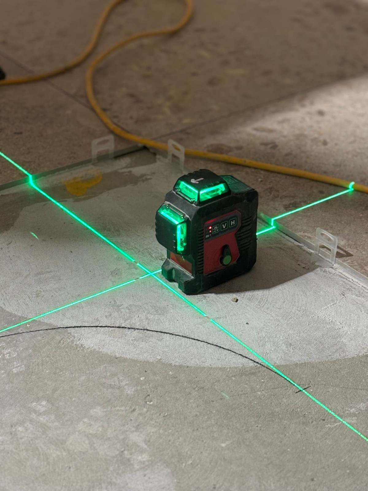Set-out laser on a Pillar site