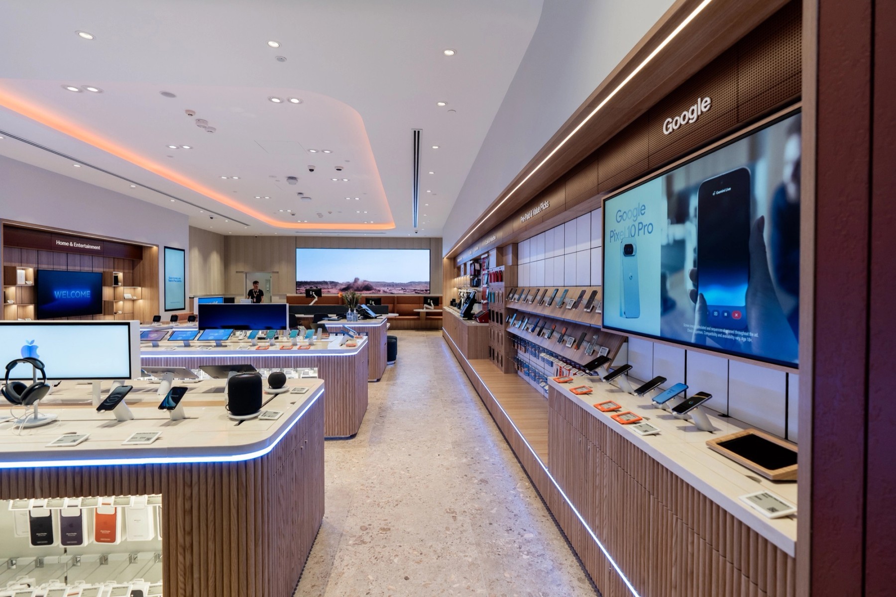 Telstra Coomera — retail fitout (24)