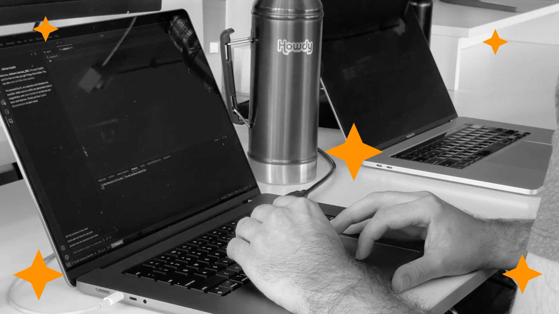 Desarrollador junior codeando