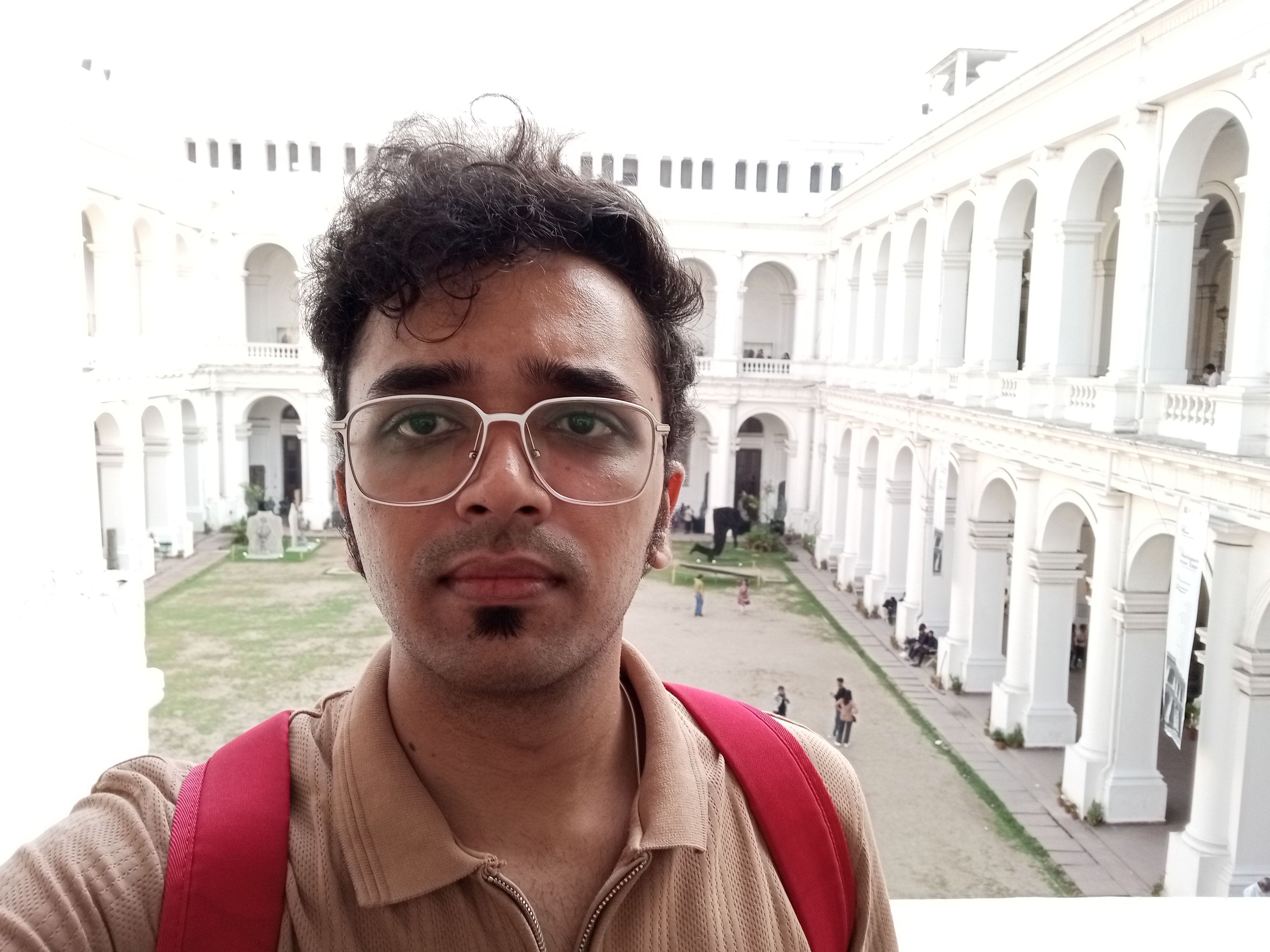  Kaustubh Limaye