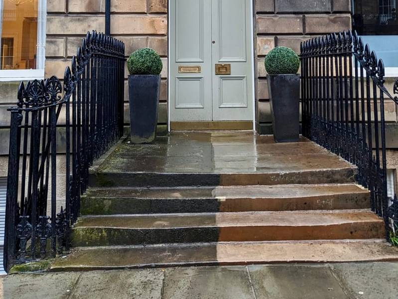 Before & After of front patio cleaning in Edinburgh City Centre
