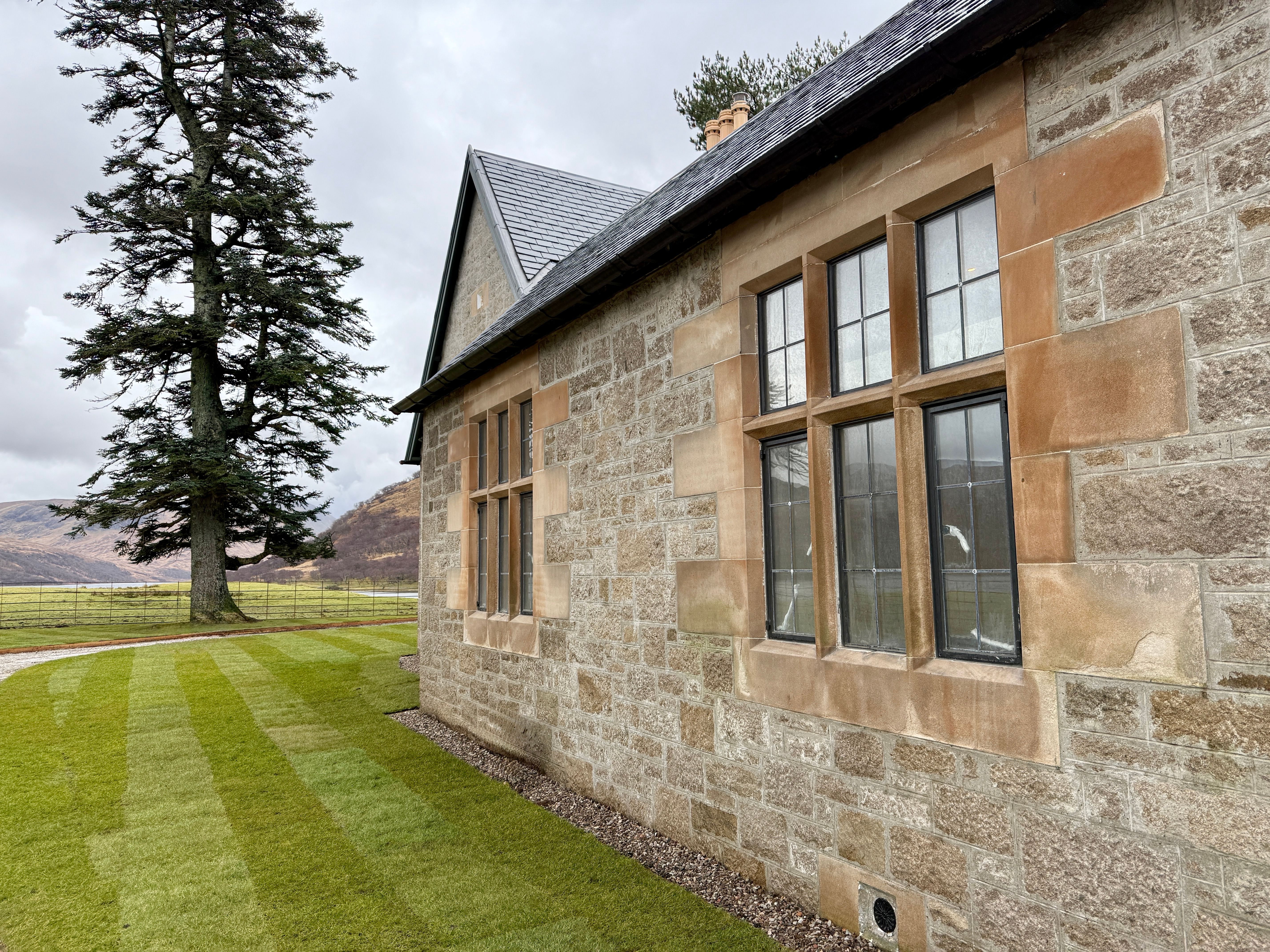 Historic Stone Cleaning on the West Coast of Scotland 