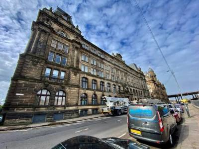 Commercial Window Cleaning in Glasgow