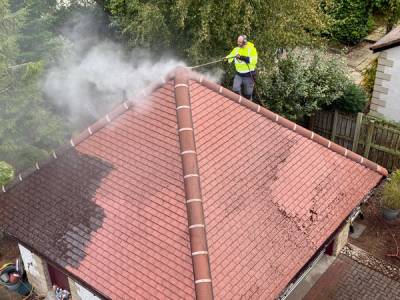 Roof cleaning in North Berwick