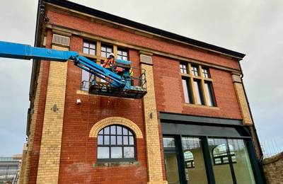 Window Cleaning in Leith & Granton