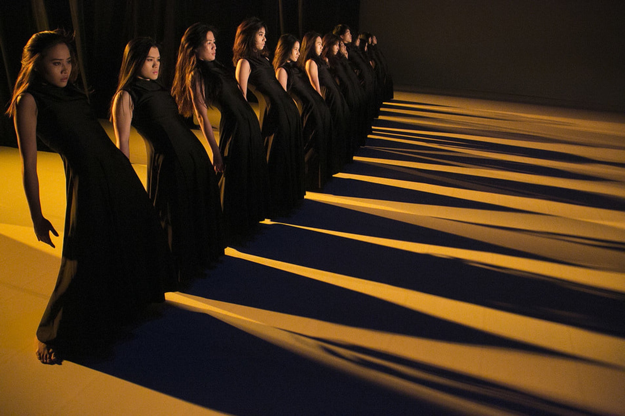 WORSHIP 
IN THE DUSK — lighting design