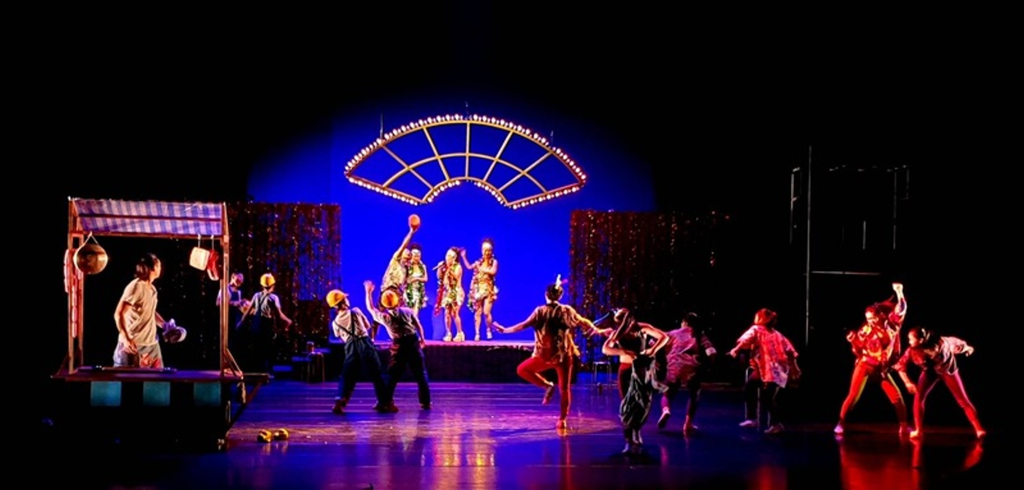 MARGINAL LIFE IN DARK SIDE — lighting design