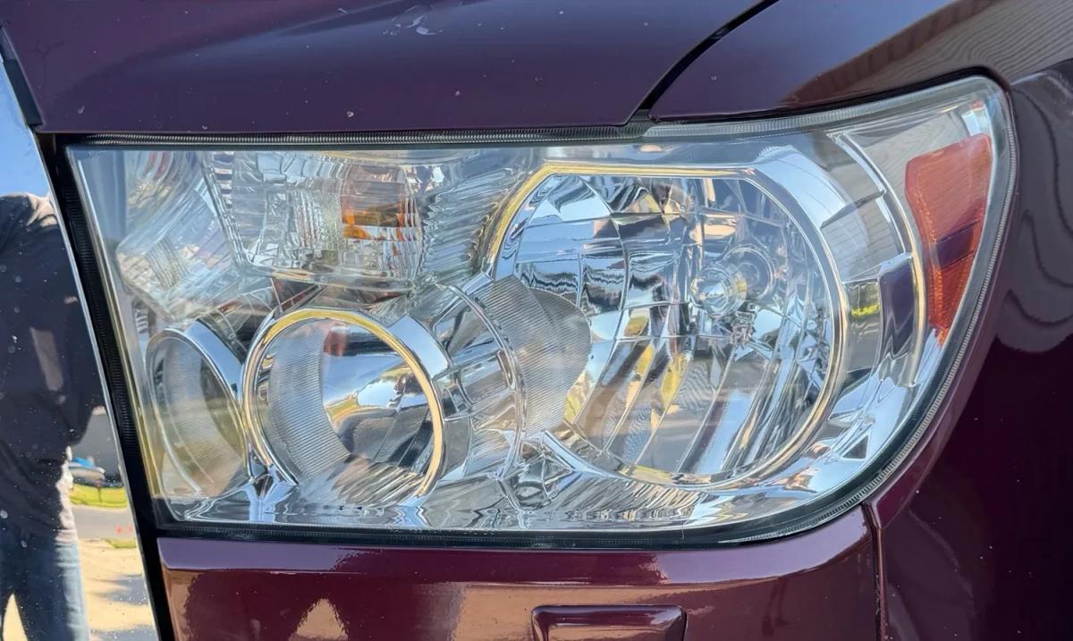 Headlight restoration truck — after repair