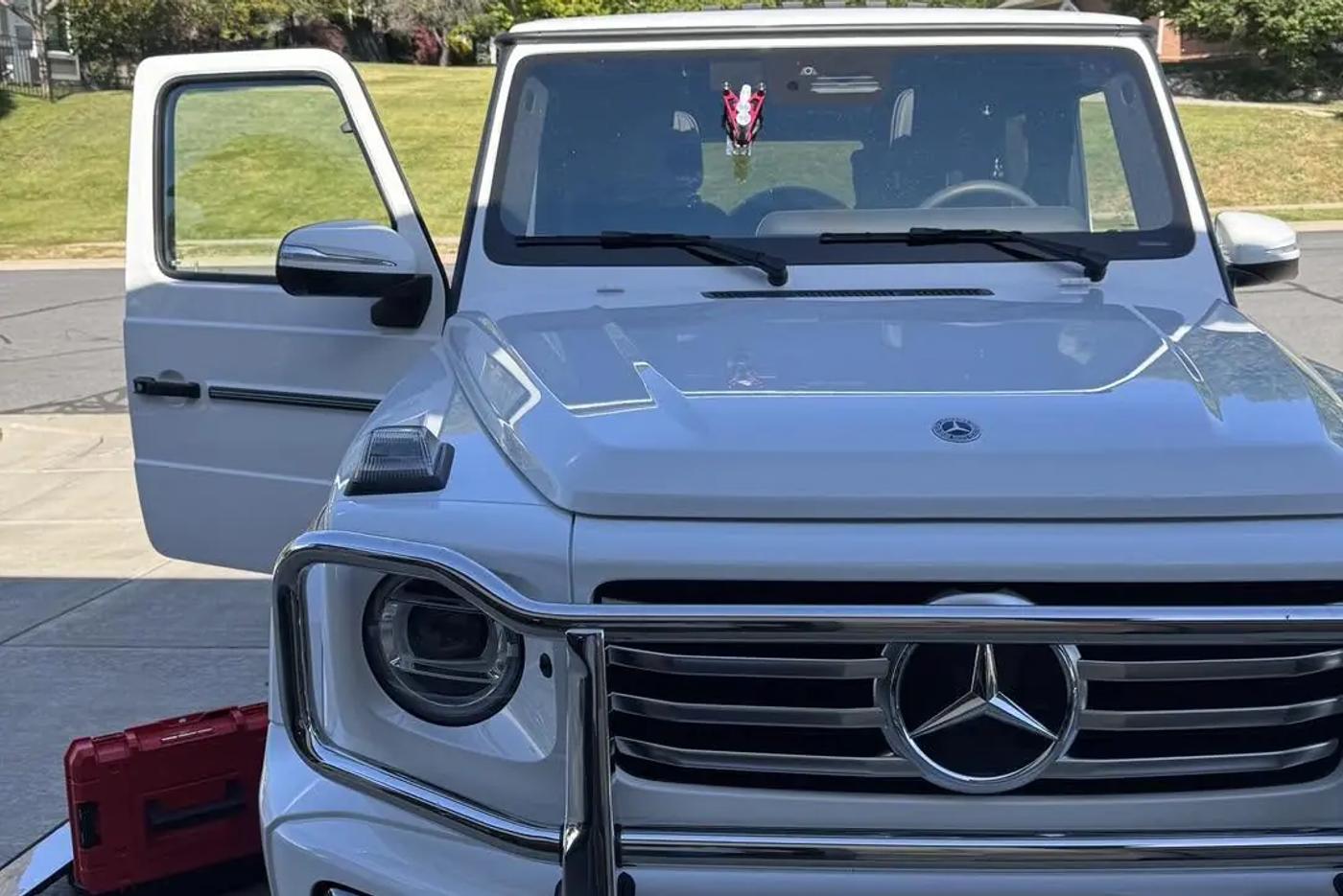 Mercedes g wagon windshield repair — RapidChip Mobile Repair