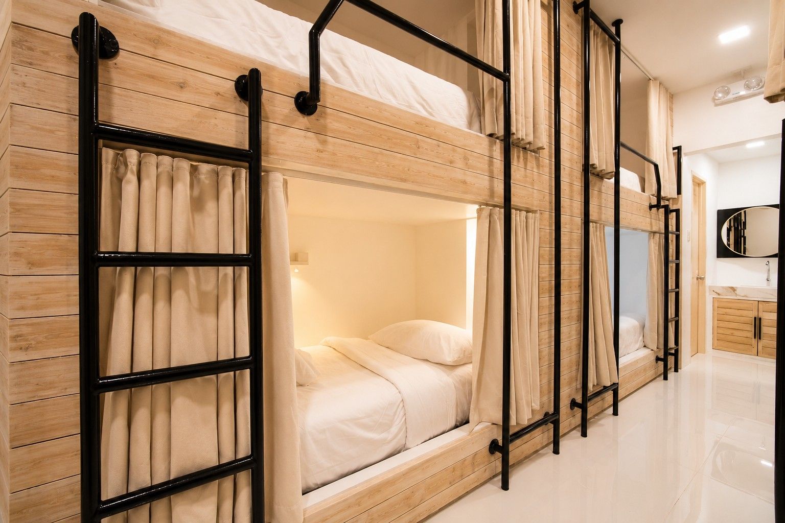6-Bed Mixed Dorm