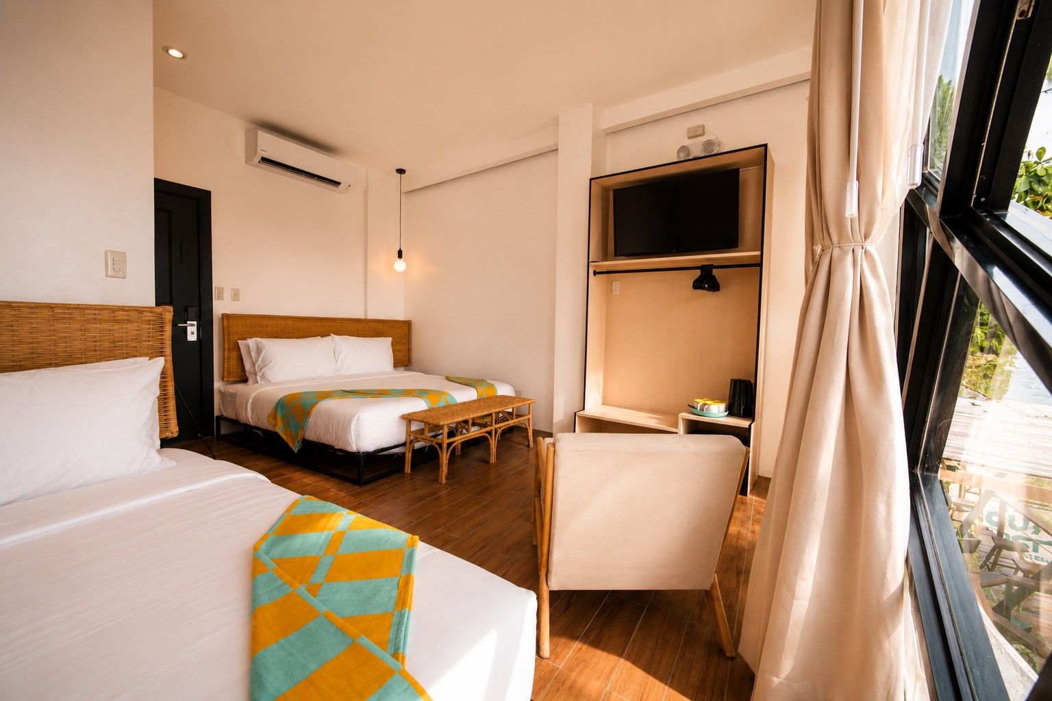Sea View Family Suite - Thumbnail 8