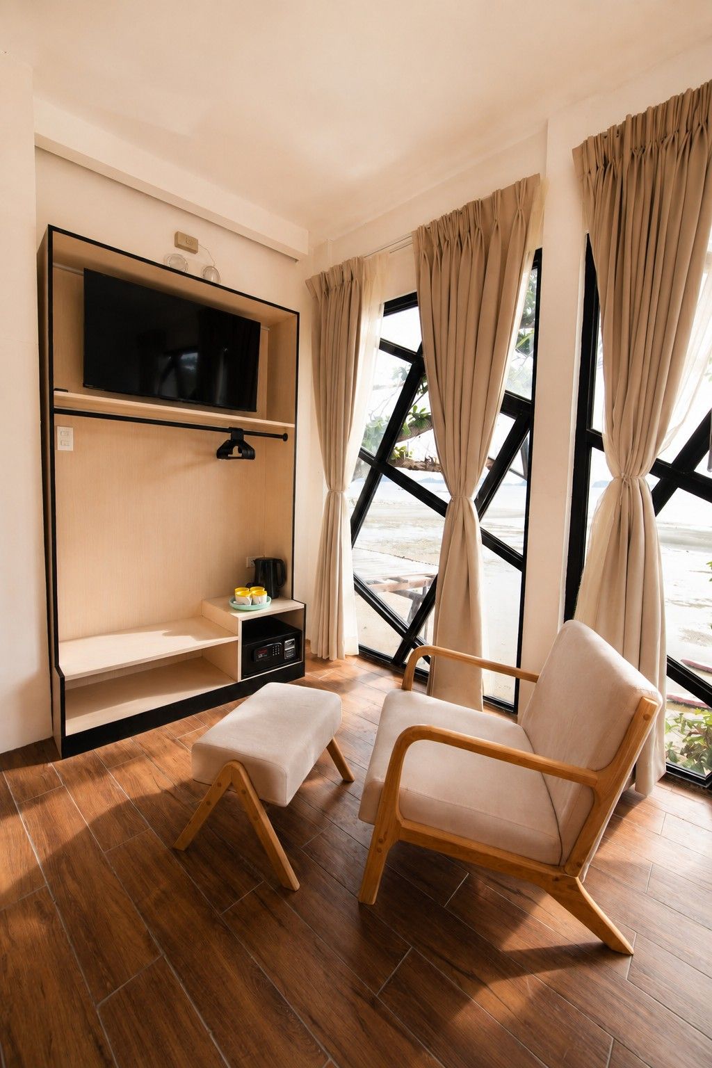 Sea View Family Suite - Thumbnail 11