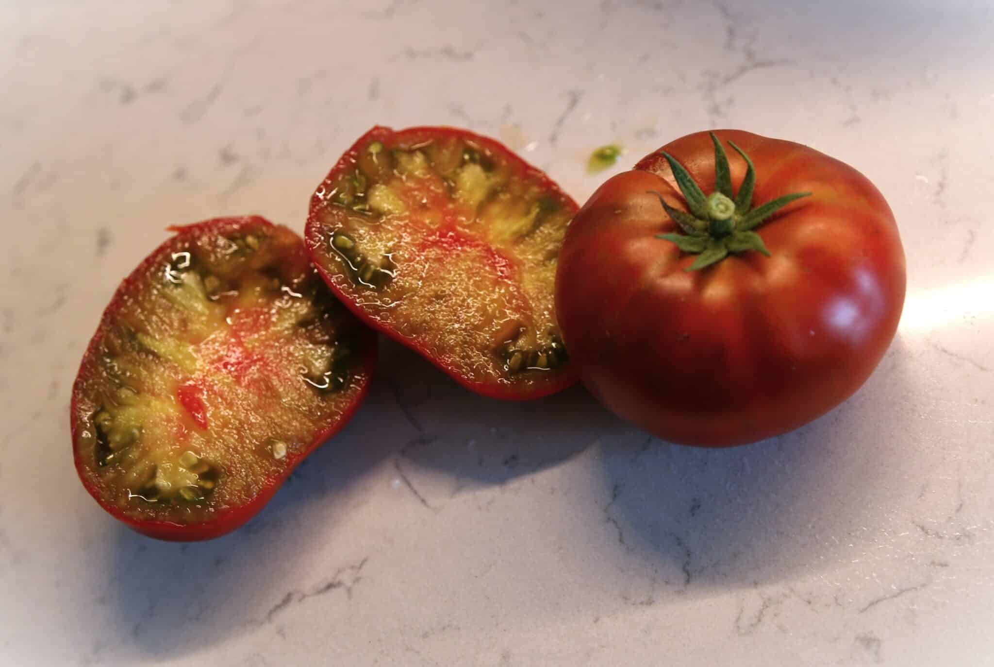 Köp Copperhead Dwarf - Tomatfrön online hos Svenska Frön Copperhead Dwarf - Svenskodlade tomatfrön från Svenska Frön