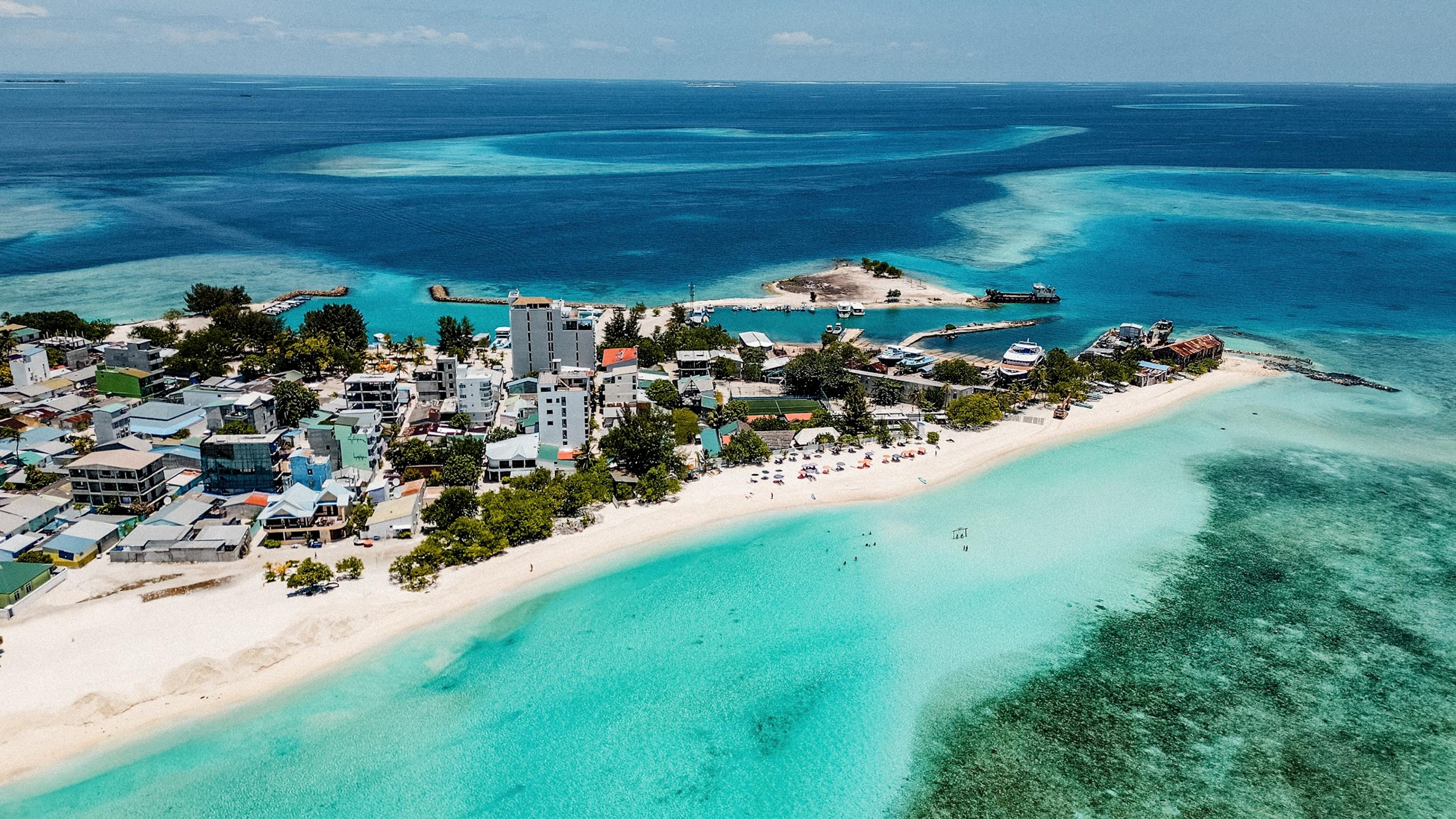 Gulhi island from the air
