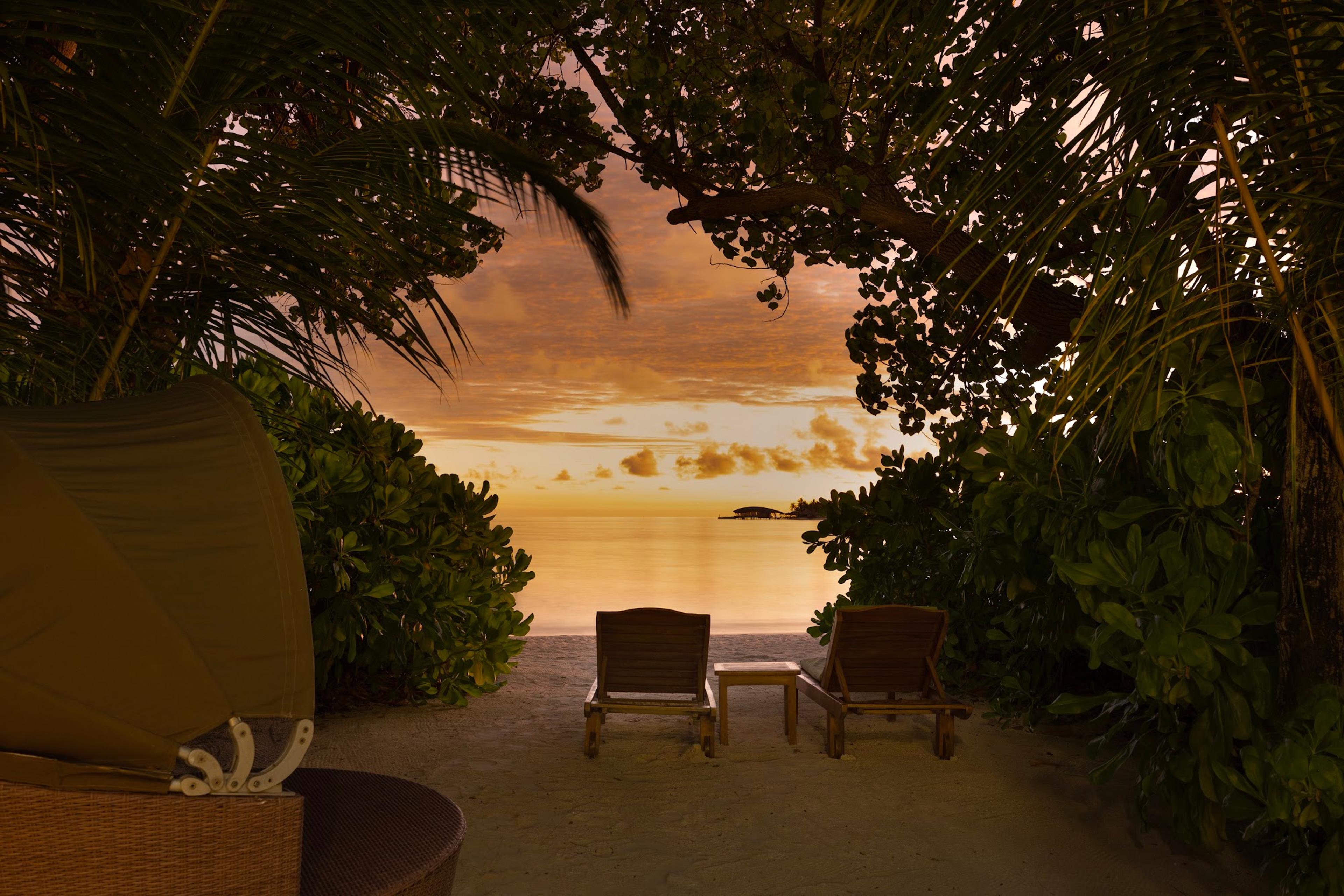 Beachfront Sunset Villa